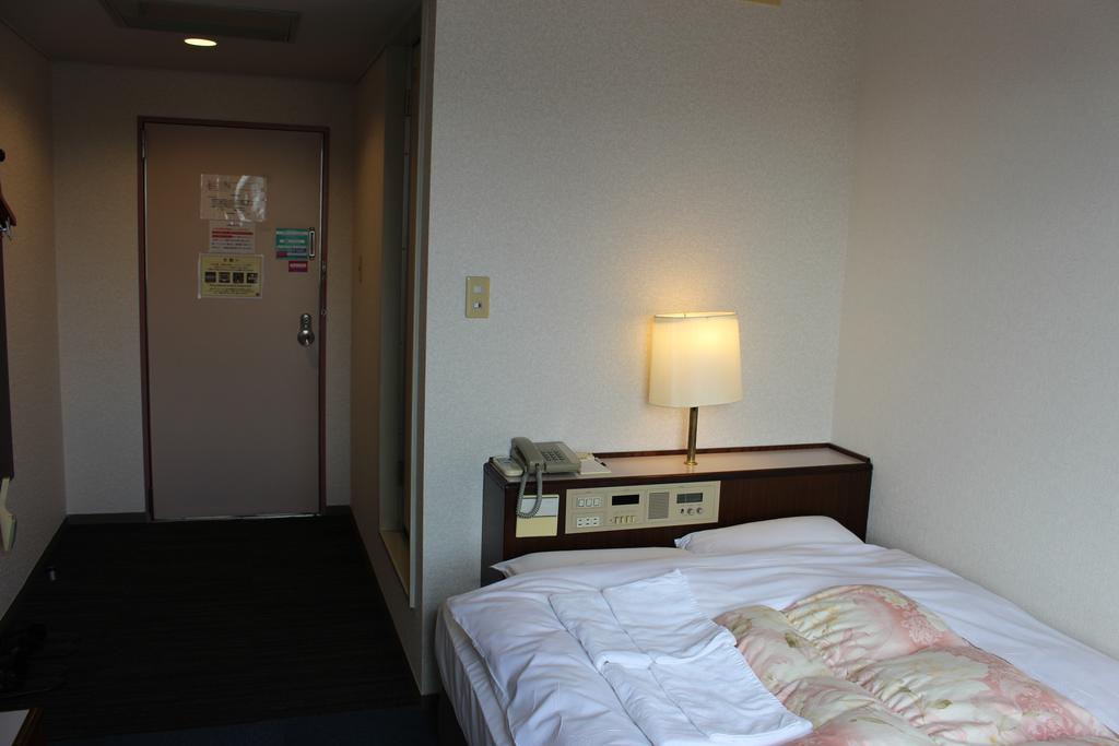 Hotel Higashihiroshima Hills Saijo מראה חיצוני תמונה
