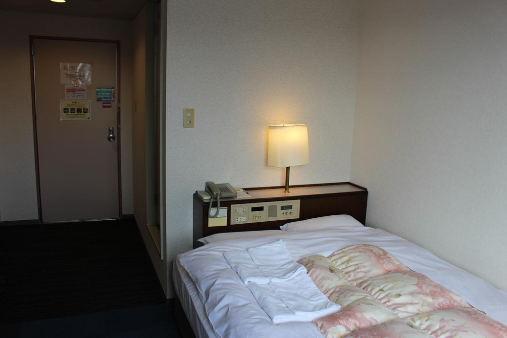 Hotel Higashihiroshima Hills Saijo מראה חיצוני תמונה