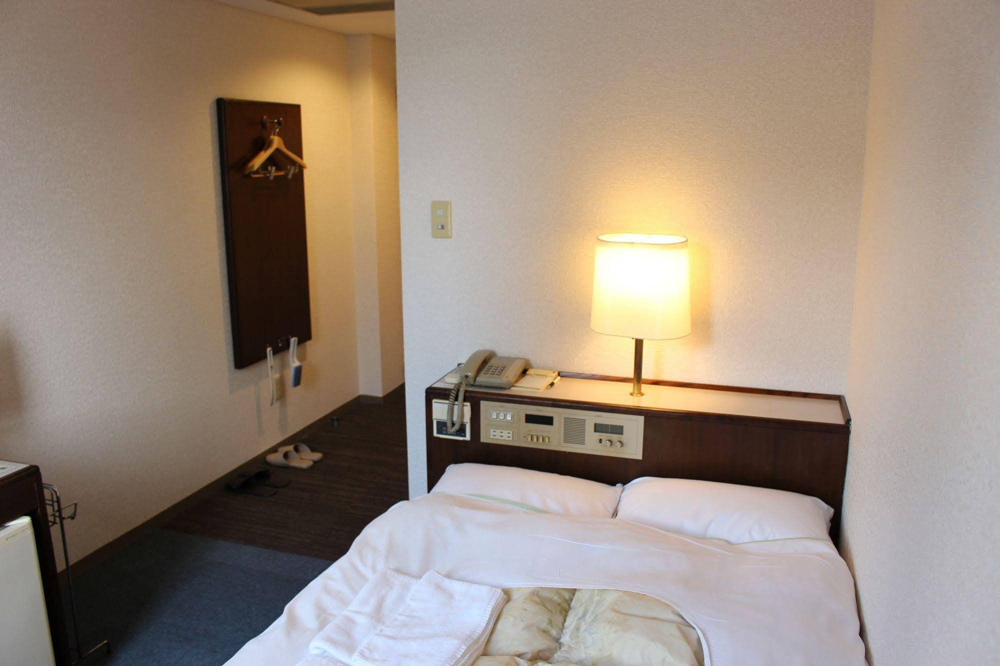 Hotel Higashihiroshima Hills Saijo מראה חיצוני תמונה